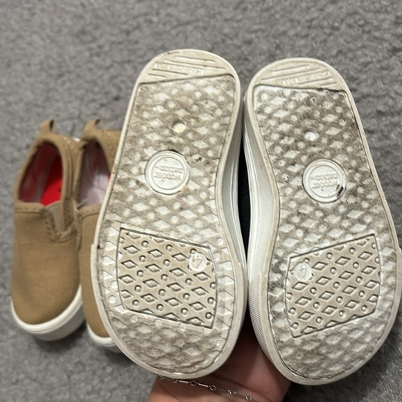 Wonder Nation Timmy Casual Canvas Slip On Shoes/ Size: 4 Black and tan - Picture 4 of 6